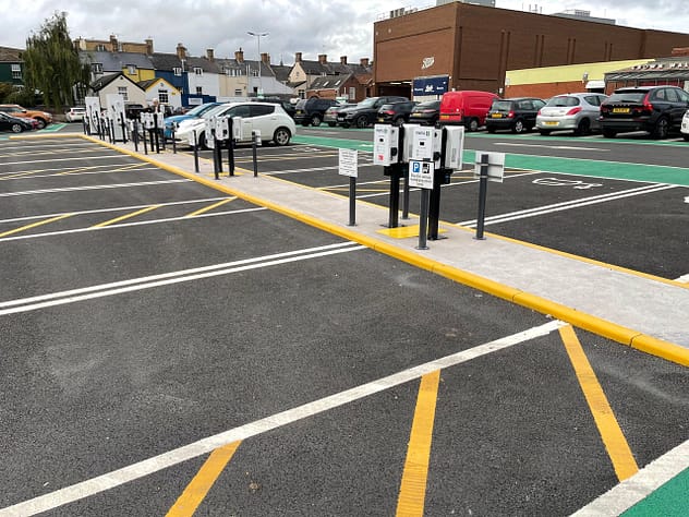 Shopping center electric car charging